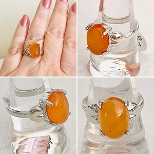 Orange Natural Stone Ring on Silvertone Setting of hearts, US sz 8.5